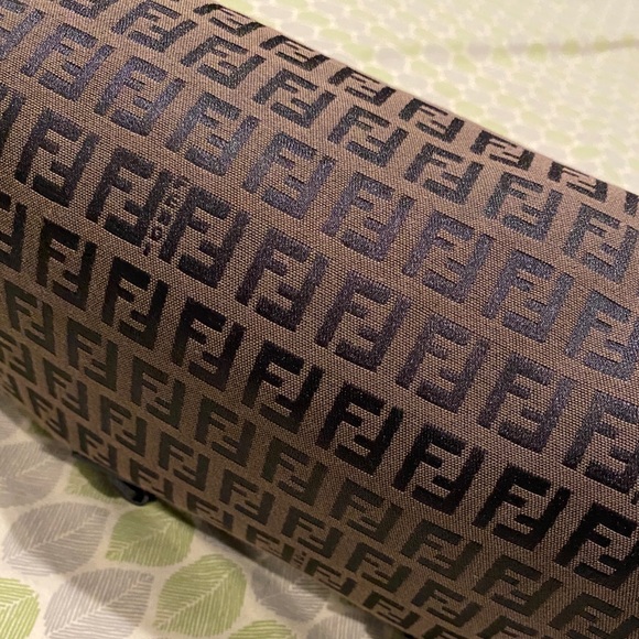 Fendi Zucca Bag Made in ITALY - Picture 13 of 14